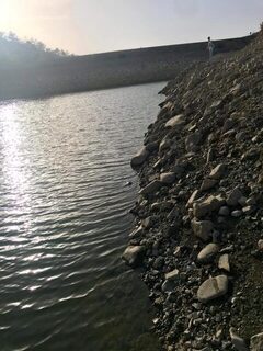 Кипр, дамба Аргака: первый выезд, низкая вода и полный ноль на спиннербейты, вэки и техас