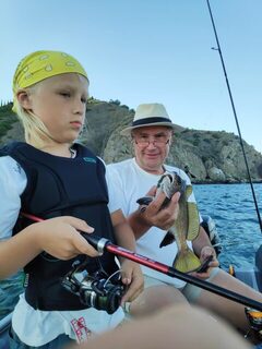 Чёрное море, пара недель на родине: ловля белопёрого, свой на 1,6 кг и, похоже, личный рекорд