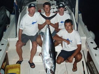 Фотографии друга с турнира в Йезере 20-26 сентября 2009 года, где поймали 86 тунцов