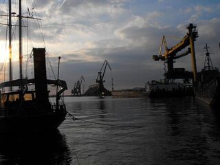 Бургасский восход 23 марта 2011 и давняя неудача с рыбой у мыса Емина