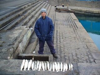 Порт Бургас в конце декабря 2007-го: 18 пеленгасов, а назавтра 44, и оба раза сингиль и кефаль