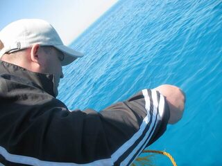 Египет и Красное море: морская рыбалка с лодки, клев на мелководной точке