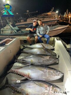 Ради 18 часов в море у Фуджейры преодолели 160 км в одну сторону