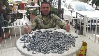 Свинцовые грузила на столе у кипрского подвоха