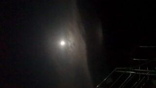 Растущая луна и планы утром наверстать забытые навыки на воде