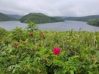 Итуруп: морская рыбалка у озера Сопочного, горбуша, кунджа, бычок и зайцеголовый терпуг