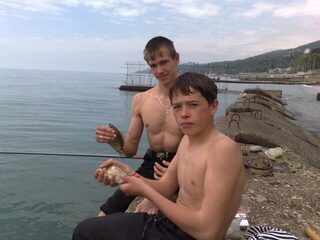 Смарида и султанка у мыса Видного, морские карасики у молодежи