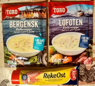Сувениры из Норвегии - супы в пакетиках и креветочный сыр в тюбике