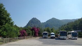 Алания: форель на хлеб с поплавком и бомбардой, попытка поймать сазана на кукурузу со дна