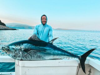 Голубой тунец в Эгейском море под Измиром в летний период