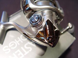 Shimano Biomaster C2000HGS в исполнении для японского рынка