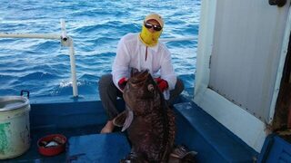 Таиланд, Пхукет и Симиланы: морская рыбалка джигом на групера и гигантского каранкса GT