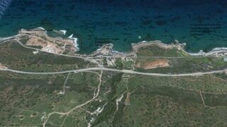 Местные возили в Татлысу, где домики Holiday Village и рыбалка в пешей доступности