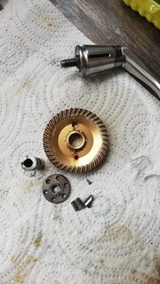Твин почти не изменился с 2009 года, а вес шпуль морских Shimano смущает