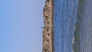 Приехал купаться и засмотрелся на рыболова