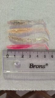 Почти прозрачный силикон и крючок N6