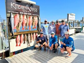 После 10 и 18 часов в море в Дестине лидировали со снэппером 24,2 фунта