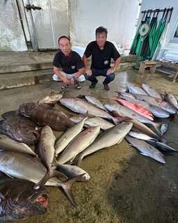 Две отметки по 22 килограмма на ловле живцом у Йонагуни