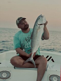 Соскучились по Кашу и снова выбрались за морской рыбой