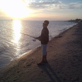 Береговой выход с удилищем у Бердянска на Азовском море