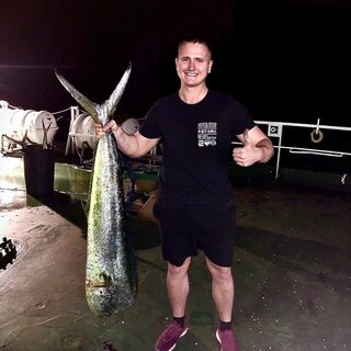 Больше центнера дорадо за два вечера в Аравийском море