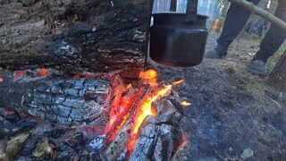 На Рыбинское водохранилище отправились с ночевкой и обедом на природе