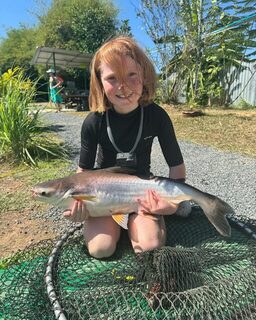 Первая рыба дня в Chalong Fishing Park на острове Пхукет
