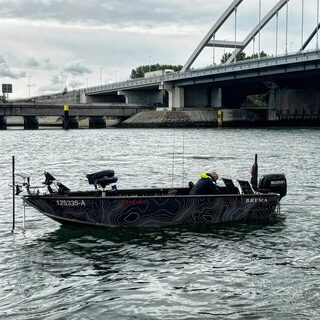 С Морицем снова за сибасом: Северное море не оставило без рыбы