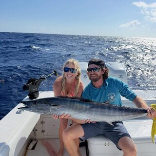 Первого ваху поймали на Кайманах с Reel Addiction Charters