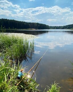 На Загорском водохранилище в солнечный день ждали начала клева