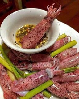 Ночная ловля кальмара в Халонге закончилась нашим уловом