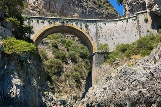 После рыбалки у Амальфи наш улов приготовили в пляжном ресторане