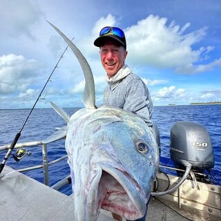 Джиг с мертвой рыбкой на островах Кука: каранкс со съемок ITM Fishing