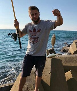 Каменного окуня в Ашдоде поймали на тигровую креветку