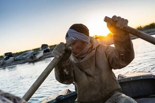 В апреле 2026 года рыбачили в остатках Аральского моря в Казахстане