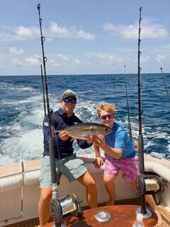 Сначала рыбалка, потом снорклинг и острова на выходе Drift Charters
