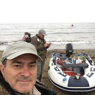 На Шаморе наконец выбрались рыбачить и попалась отборная крупная рыба