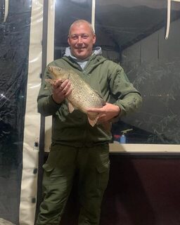 22 сентября в Строгановке ловили карпа на малом платном водоеме