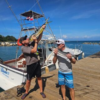 С Mahi Mahi Fishing Charter на выходе из Пуэрто-Платы