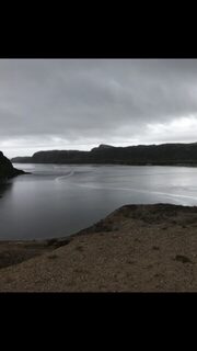 Два уровня воды в териберском заливе