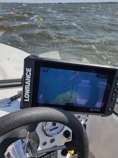 Плавучий якорь и карта на Lowrance