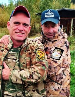 Друг приехал, ждём ослабления ветра