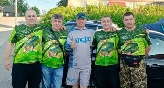 Год не виделись, и вот знакомые приехали