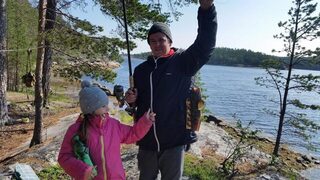 Белухи, отлив и камни на пути вокруг Керети - беломорский вечер затянулся