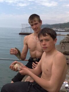 Смарида и султанка у мыса Видного, морские карасики у молодежи