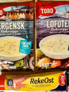 Сувениры из Норвегии - супы в пакетиках и креветочный сыр в тюбике