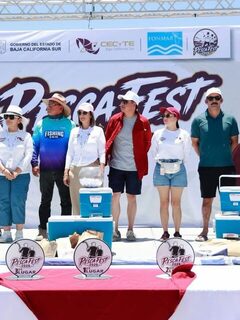 382 участника первого Pescafest собрались на пляже Эль-Койоте