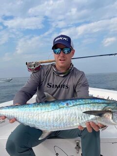 Kingfish у Абу-Даби: ближний котел, переход на 70 км и воблеры 110-170 мм