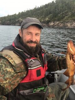 Пежостров, Белое море: первая рыбалка с лодки на треску, зубатку и камбалу в новой точке