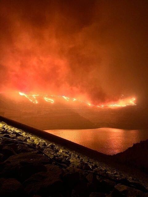 В Москве крючки, а на Кипре пожары